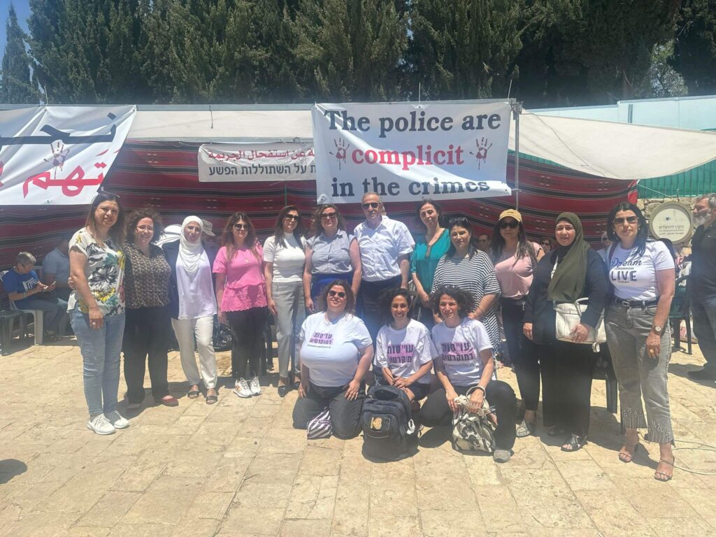 עוסות דמוקרטיה השתתפו באוהל ראשי הרשויות הערביות נגד ההתעלמות מהמצוקה והפשיעה בחברה הערבית